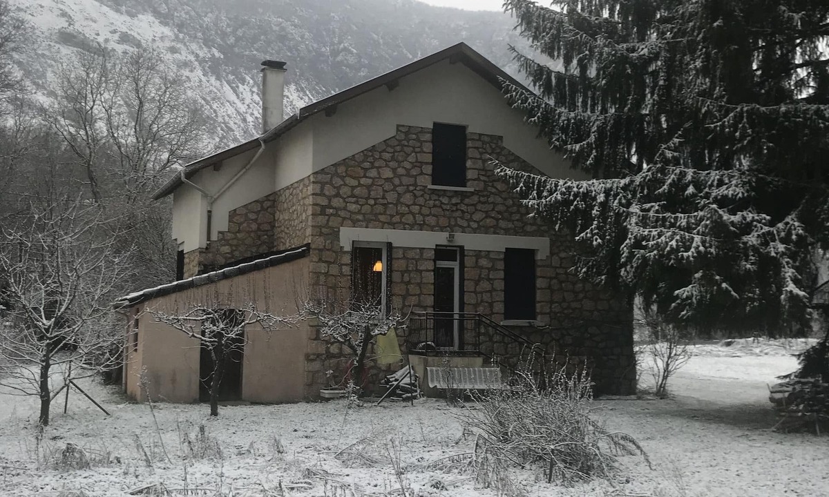 Vebre Ski Chalet | Chalet Tout Confort 10 mins from AX 3 DOMAINES