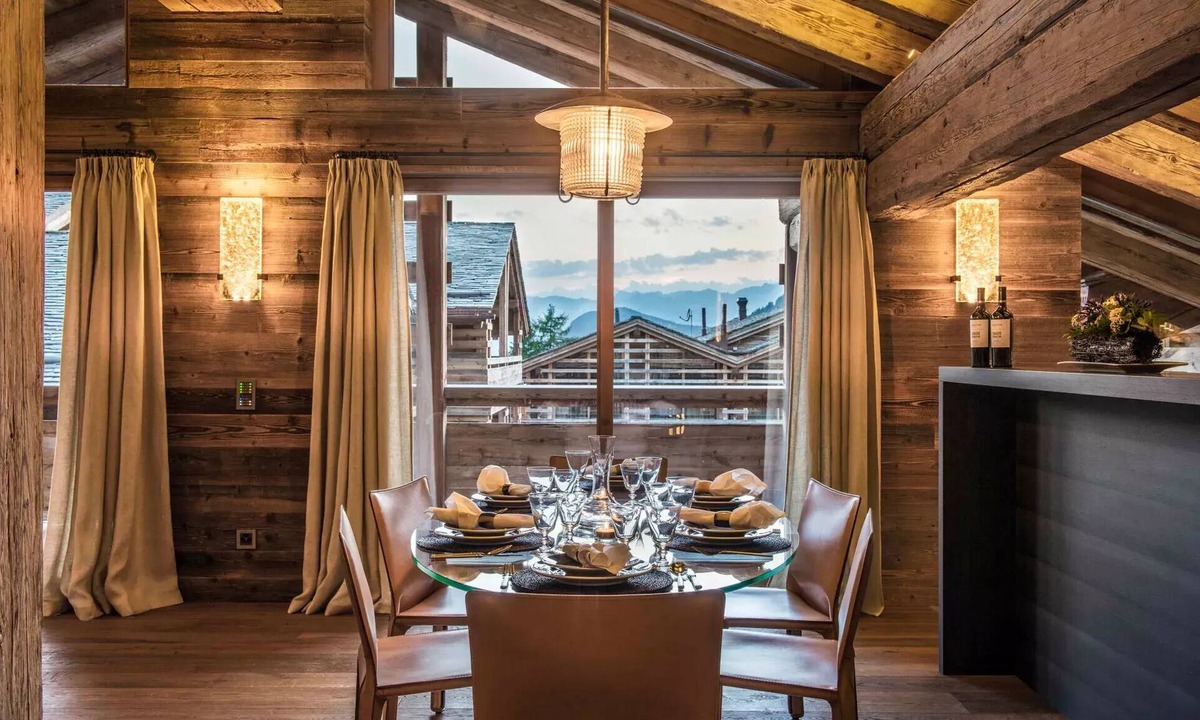 Verbier Ski Chalet | CHALET VALEONA - Five Bedroom Chalet, Sleeps 10