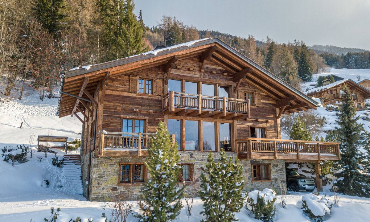 Nendaz Ski Chalet | Chalet Valkyria superbe ski-in ski-out