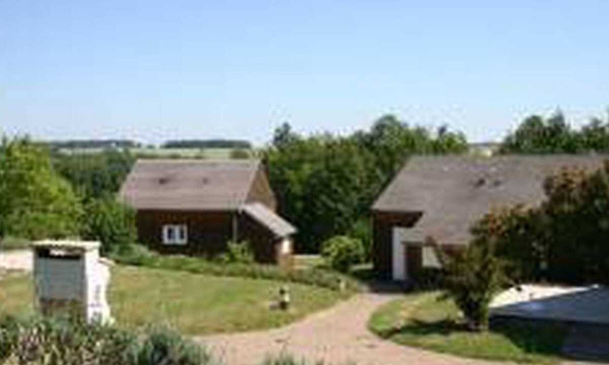 Chemille-sur-Indrois Ski Chalet | Chalet with terrace - 7 guests