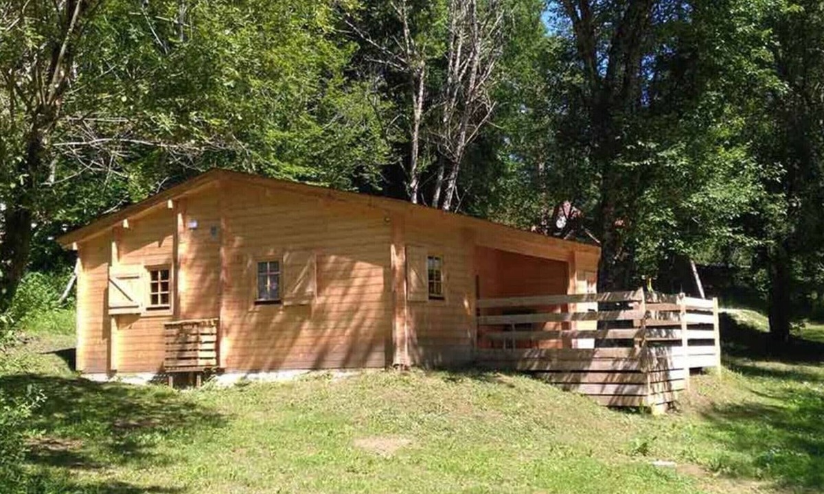 Mayrac Ski Chalet | Chalet with AC - 10 guests