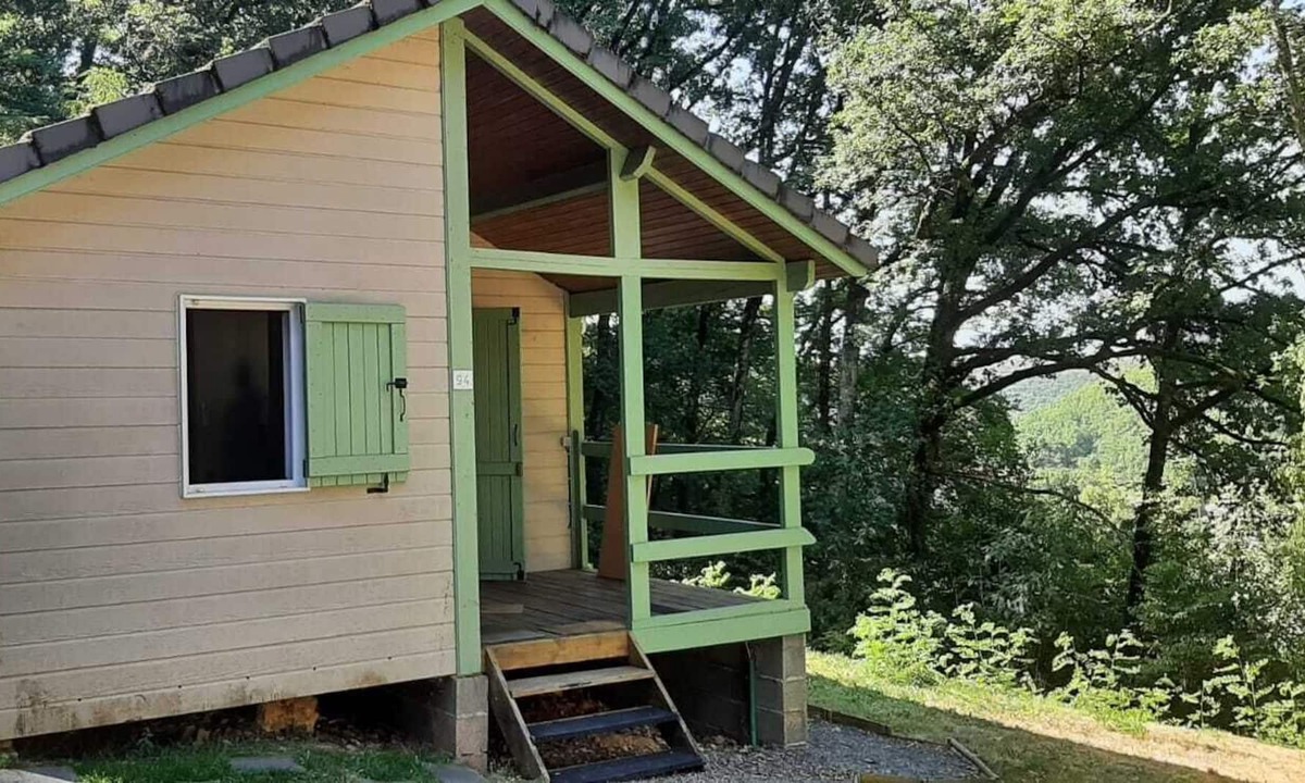 Lissac-sur-Couze Ski Chalet | Chalet with air conditioning Exceptional location