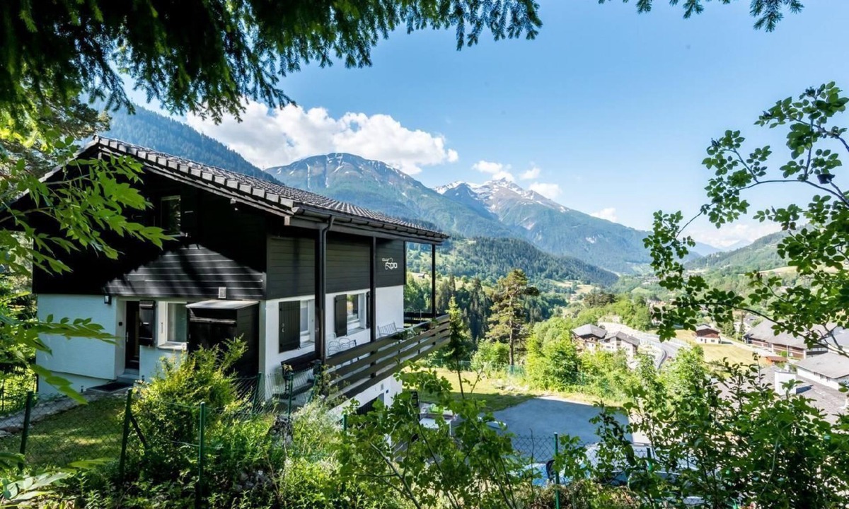Fiesch Ski Chalet | Chalet with unique view of the Rhone valley