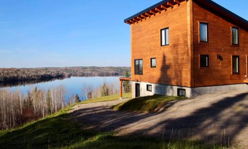 Saint-Felix-d'Otis Ski Chalet | Chalets domaine Otis