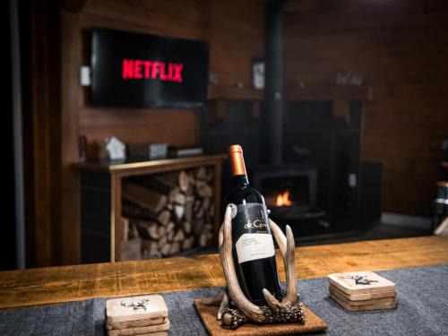Notre-Dame-Des-Bois Ski Chalet | Chalets du Domaine - RUSTIQUE