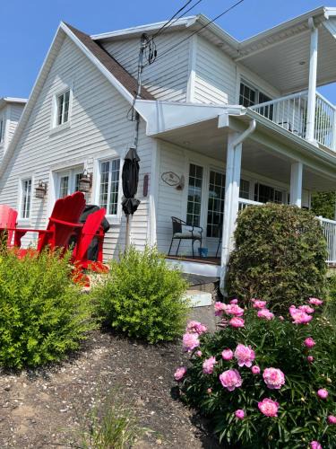 Saint-Jean-de-l'lle-d'Orleans Ski Chalet | Chalets Plage St-Jean