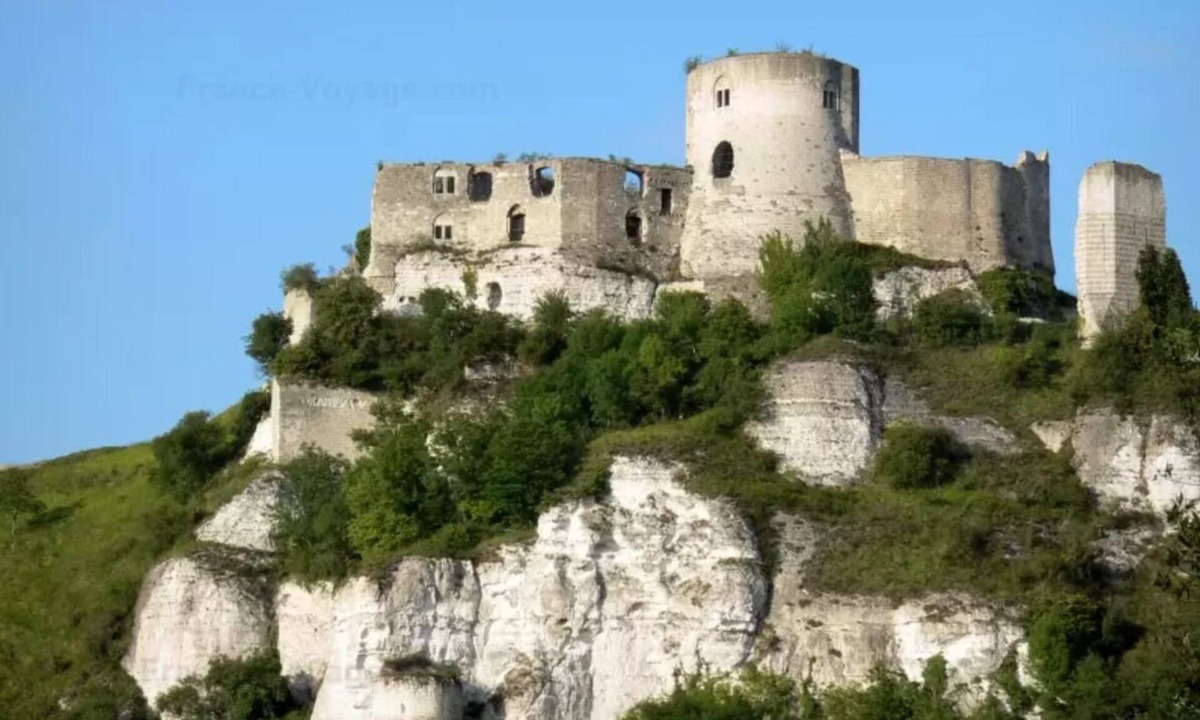 Ivry-la-Bataille House | Chaleureux Mobil Home