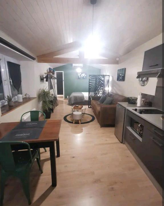 Fors Apartment | Chaleureux Studio de 35m2