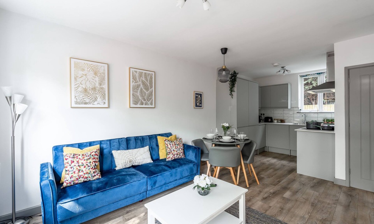 Chalfont St Peter Apartment | Chalfont St Peter | Gerrards Cross