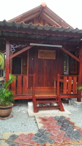 Kampung Semut Api Hotel | Challet Jembal