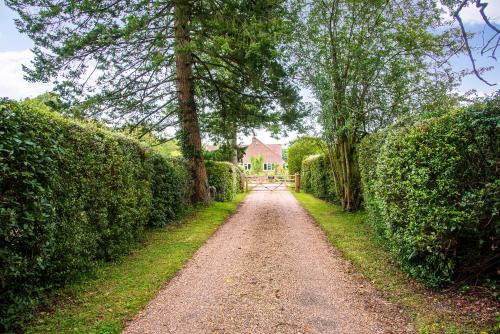 Woodcote House | Chambers Place