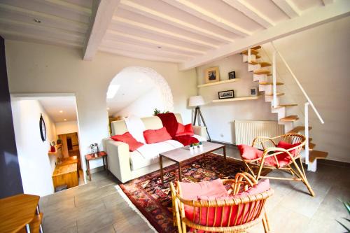 Chambly Apartment | Chambly Green Family House