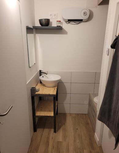 Saint-Martin-lez-Tatinghem House | Chambre du Milou