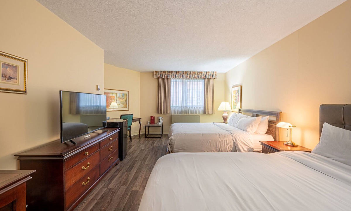 Saint-Sauveur Hotel | Chambre 2 Lits/Room 2 beds