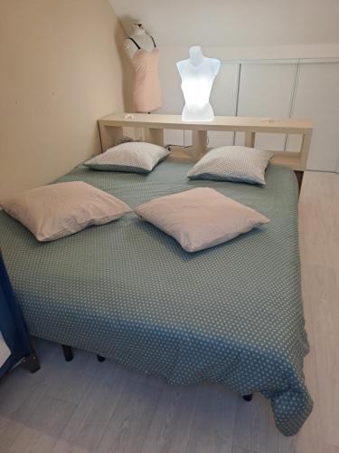 Mulsanne House | Chambre aux portes du circuit