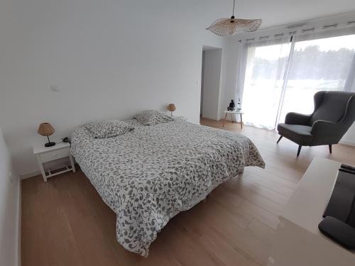 Mezeray Bed & Breakfast | Chambre avec salle de bain privée