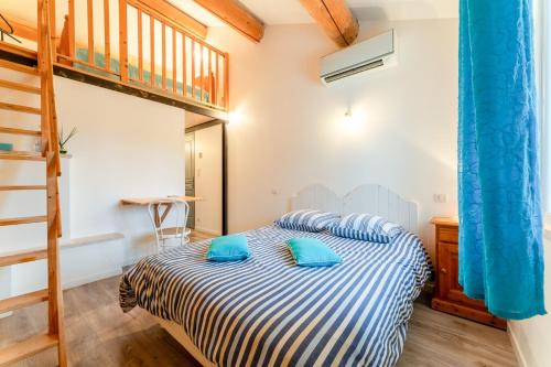 Piolenc Bed & Breakfast | Chambre Bleuet