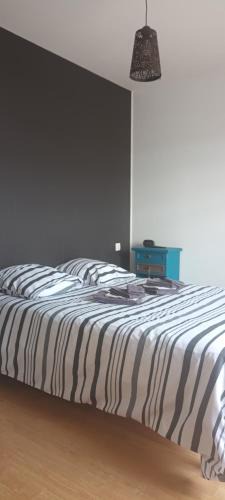 Laigne-en-Belin Bed & Breakfast | Chambre circuit des 24 heures