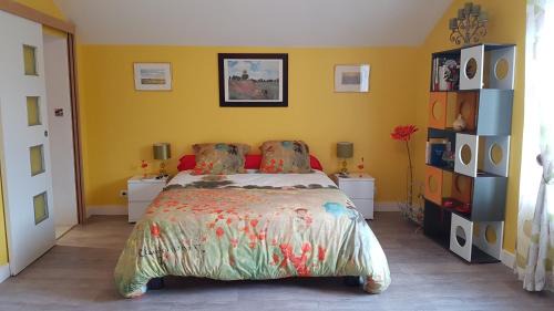 Saint-Leonard-en-Beauce Bed & Breakfast | Chambre coquelicot