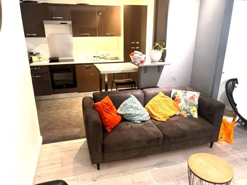 Vandoeuvre-les-Nancy Apartment | Chambre cosy et lumineuse Bureau WiFi rapide Près de Nancy