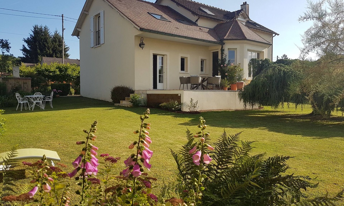 Montigny-sur-Loing House | Chambre D'hôte La Montignonne