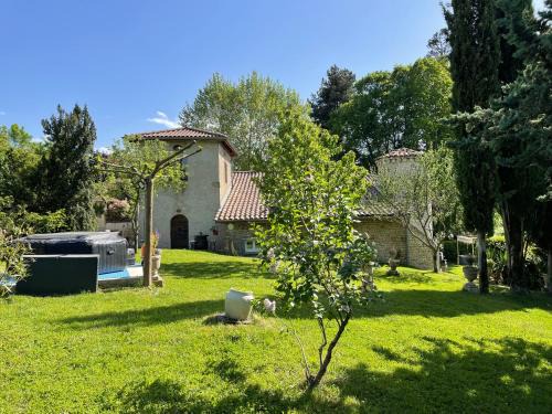 Saint-Laurent-d'Onay Bed & Breakfast | Chambre d hôte en Drôme des collines pour 2 à 4 personnes