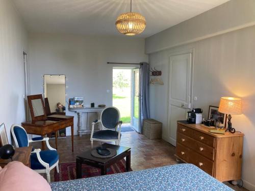 Moulicent Bed & Breakfast | Chambre d'hôte à la Grande Noë