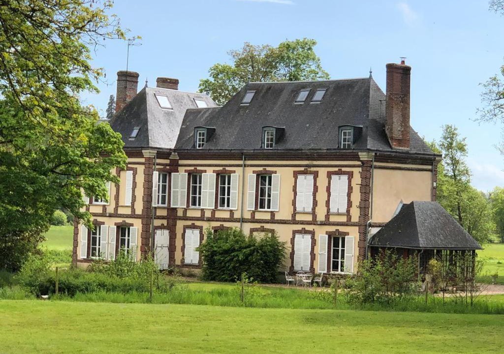 Ambenay Bed & Breakfast | chambre d'hôte château de transières