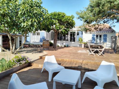 La Gueriniere Bed & Breakfast | Chambre d'hôte ensoleillée à 300m de la plage