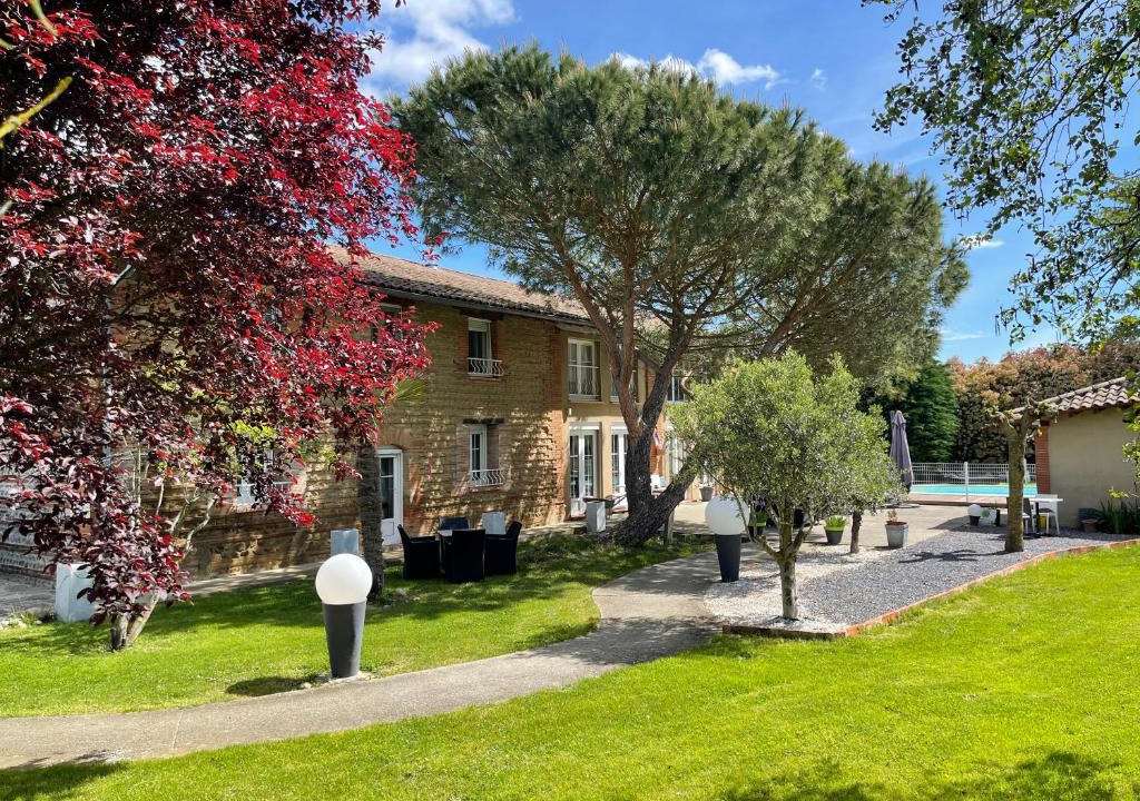 Auterive Bed & Breakfast | Chambre d'hôte Les Murailles