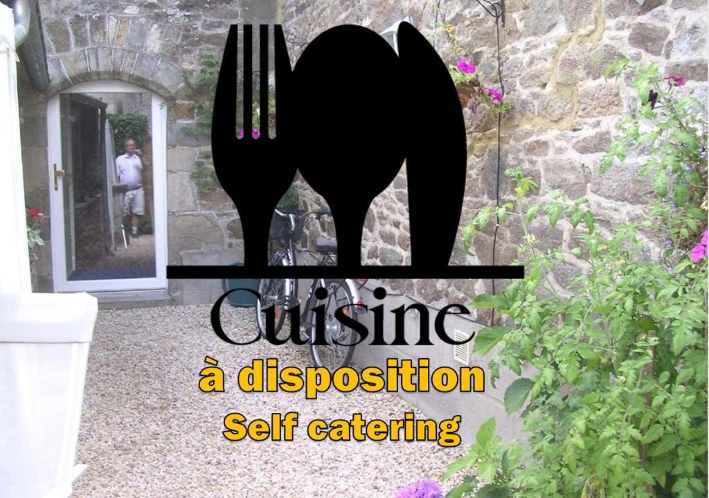 Dinan Bed & Breakfast | Chambre d'hôte Priory-View Dinan