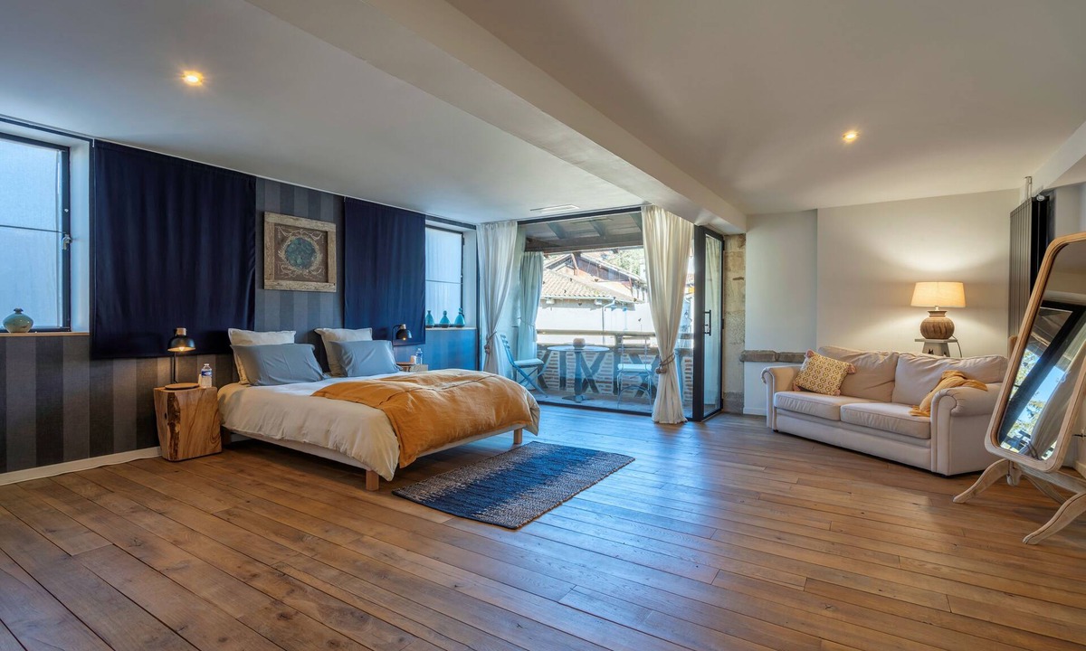 Figeac House | Chambre d'hôtes Conquans