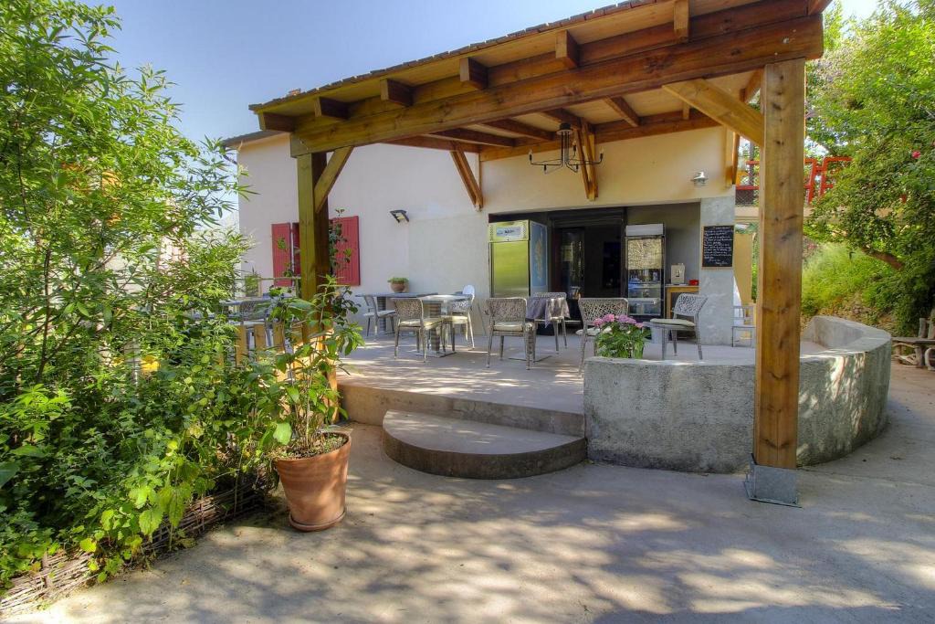 Alando Bed & Breakfast | Chambre d'hôtes couvent d'Alando