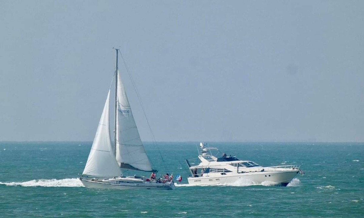 Port Boat Rental | Chambre D'hôtes et Mini Croisière