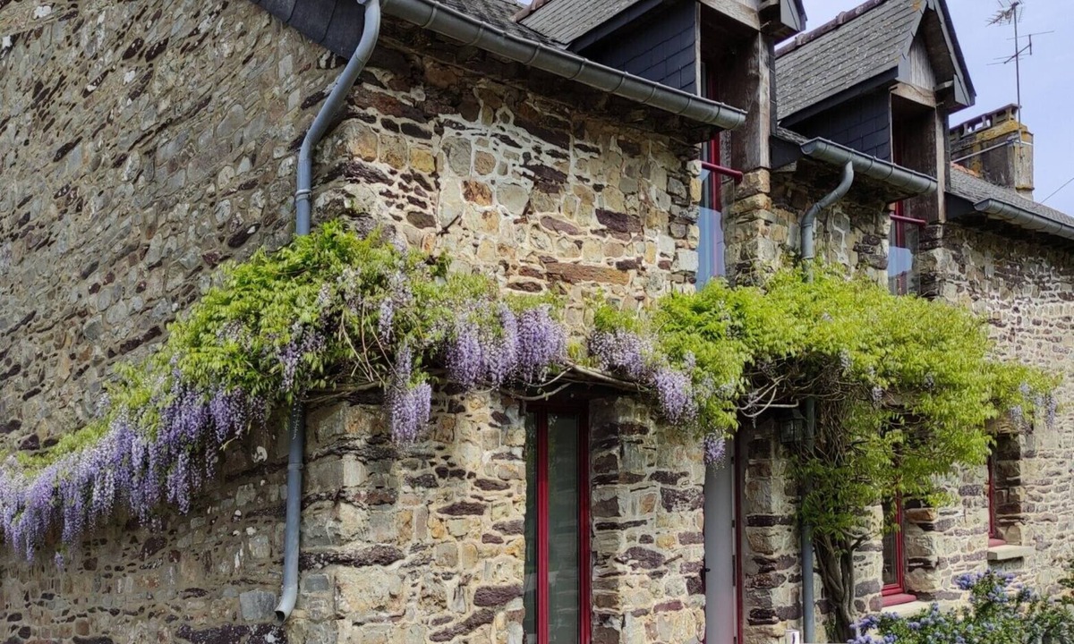Plelan-le-Grand Bed & Breakfast | Chambre d'hôtes la glycine