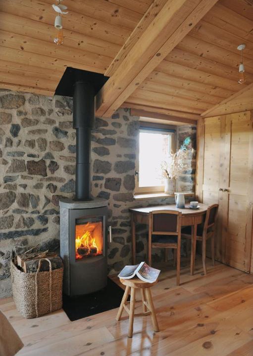 Siaugues-Sainte-Marie House | Chambre d'hôtes privative Au creux du nid
