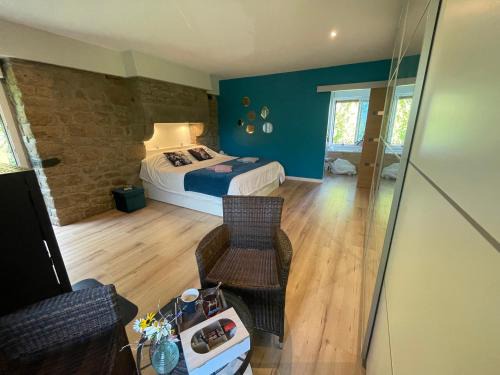 Segrie-Fontaine Bed & Breakfast | Chambre d hôtes le 23