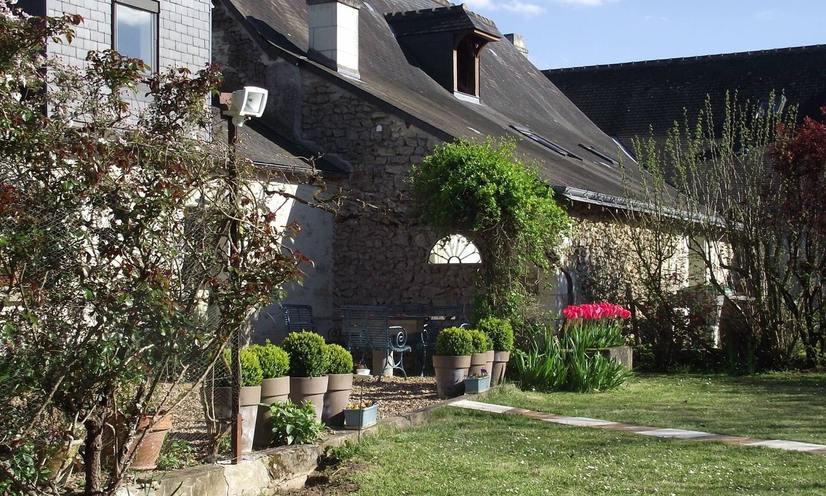 Cheille Bed & Breakfast | Chambre d’hôtes Le Vaujoint