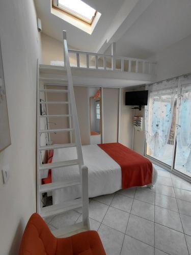 Bas-Vernet Bed & Breakfast | chambre d 'hôtes les Orchidées