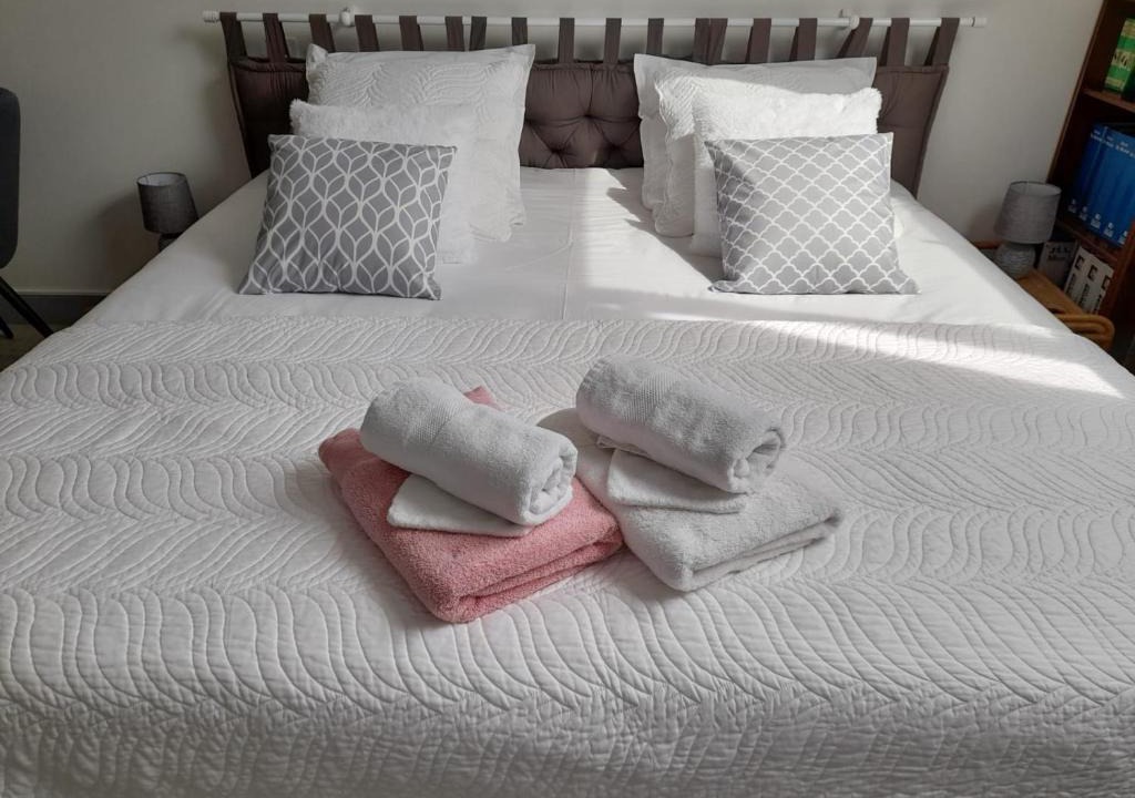Saint-Sauveur-Marville House | Chambre d'hote chez Maud