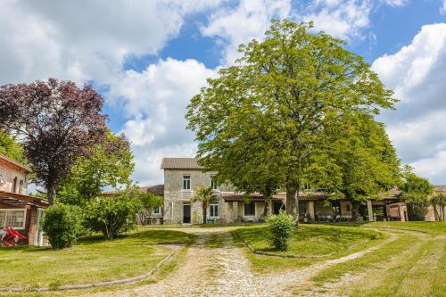 Genouille Bed & Breakfast | Chambre d'hote Emeraude