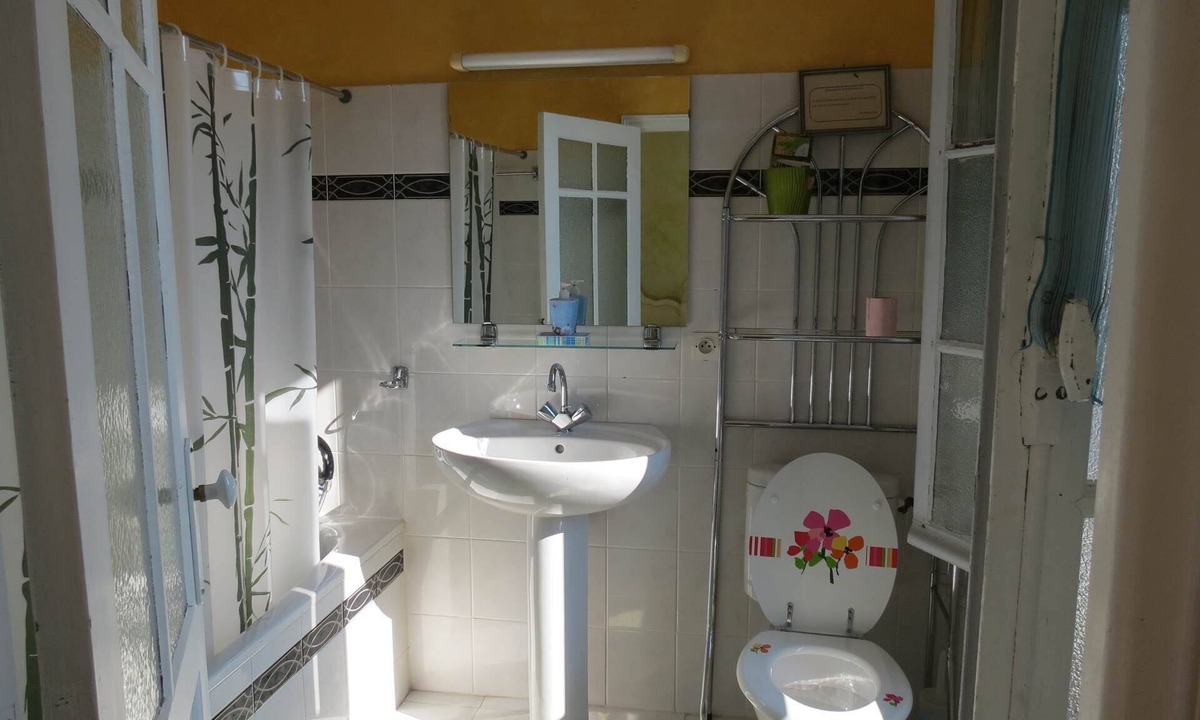 Laure-Minervois Apartment | CHAMBRE D'HOTE CARIGNAN CHEZ LE VIGNERON