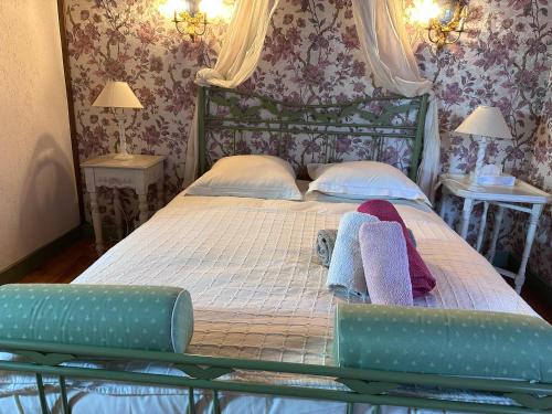 Rouy House | Chambre dans un Moulin