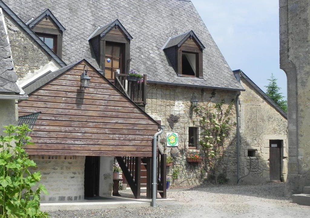 Saint-Vigor-le-Grand Bed & Breakfast | Chambre de pouligny