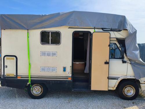 Saint-Jean-de-Monts Other | chambre en camping car