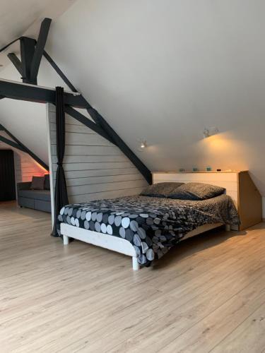 Yvre-l'Eveque Bed & Breakfast | Chambre en campagne