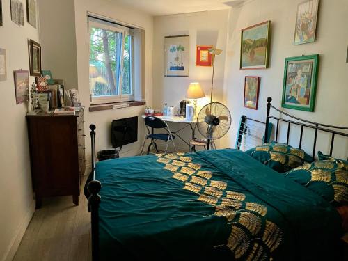 Quartier de la Goutte-d'Or Bed & Breakfast | Chambre et salle d'eau proches du Sacré-Coeur