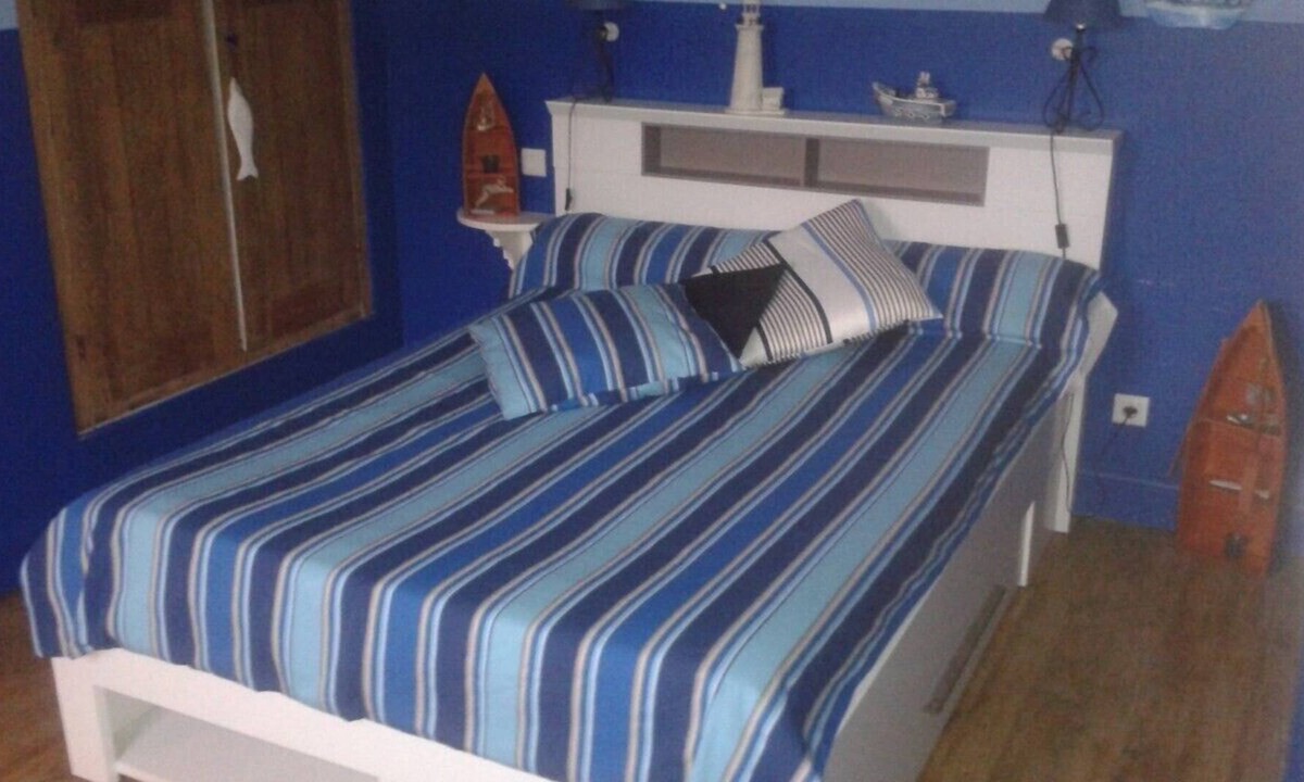 Ferrals-les-Corbieres House | Chambre marine the house of josepha