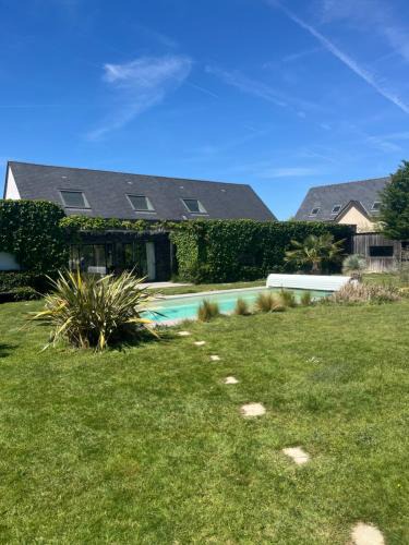Saint-Melaine-sur-Aubance House | Chambre privée avec salle de bain, piscine, proche Angers