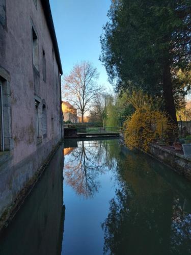 Pouilly-sur-Vingeanne House | Chambre indépendante dans le moulin
